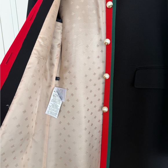 Gucci Black Coat with Red and Green Trim - Picture 15 of 15